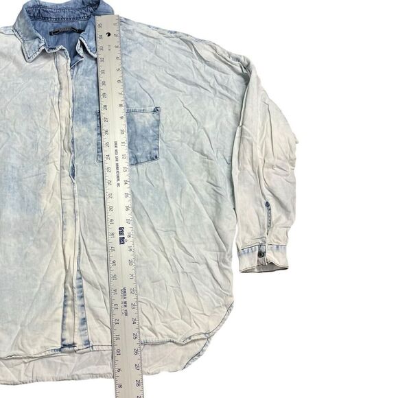 Sunday I’m‎ In Love Shirt WMNS L Blue Button Up Church Weekend Football Relaxed - Picture 2 of 9